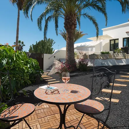 Holiday home Irene Lanzarote En En Complejo Con Piscina Comunal Costa Teguise