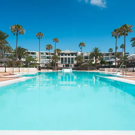 Hébergement de vacances Irene Lanzarote En En Complejo Con Piscina Comunal Costa Teguise